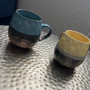 Elegant Ceramic Mugs Set - Blue and Yellow